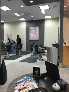 Photo Head Quarters Salon & Spa Aveda