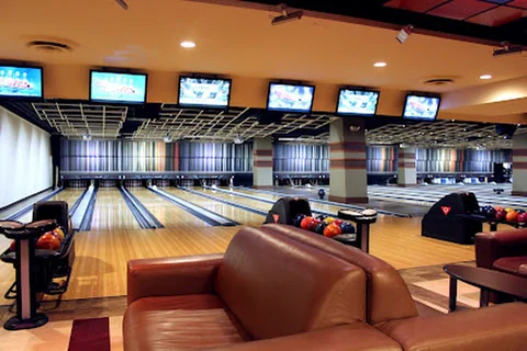 Photo Meadows Lanes Bowling