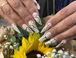 Polished Nail Bar