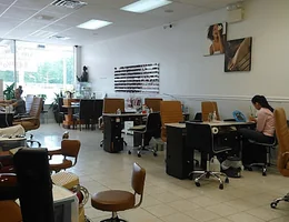 70 Nails Salon & Spa