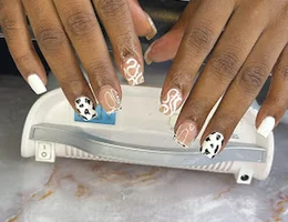 BeeNail’dit LLC Private Nail Suite