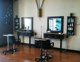 Salon Heavener