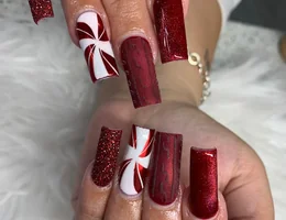 Glossy Nail Lounge