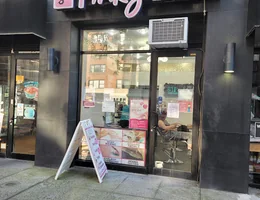 Pinky Threading Salon