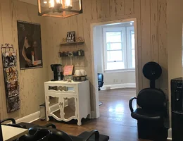 Hairvine Salon